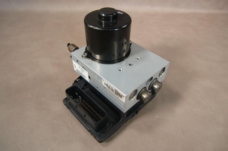 00-02 lincoln ls anti lock abs brake pump w/ control module xw43-2c405-bc 