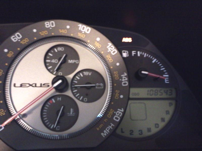 02-05 lexus is300 speedometer cluster automatic excellent condition 108k miles