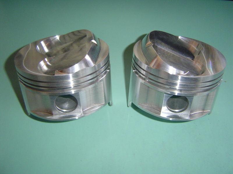 Ross pistons small block chevy 4.043 bore 1.511 comp. ht. 16.7cc dome brand new