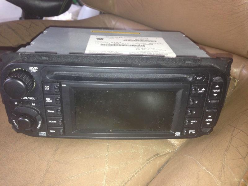 2002-2004 jeep grand cherokee cd player dvd gps navigation unit