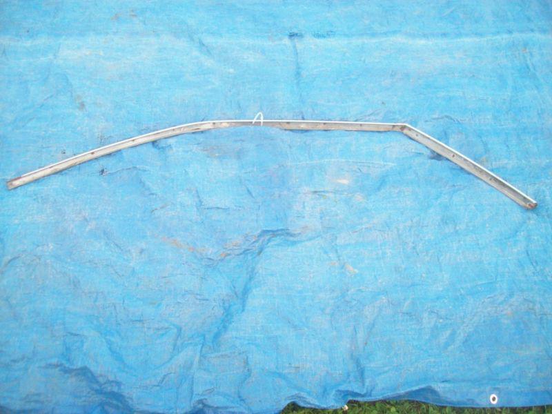 68 69 70 charger coronet superbee weatherstripping trim rh