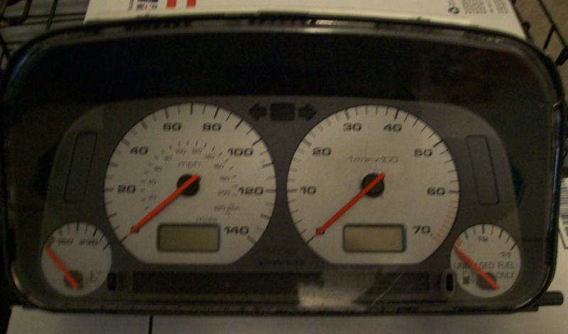 1996 vw jetta ***instrument cluster*** fits 93-98 jetta & some golf and cabrio