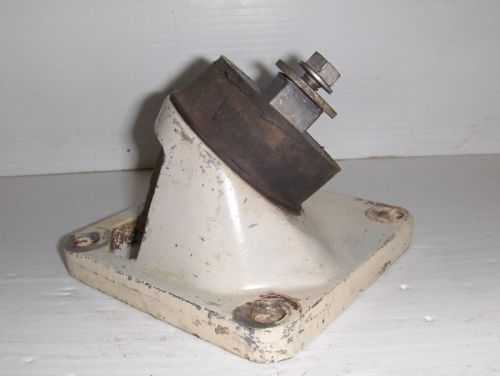 Vintage omc 908118 gm motor mount from freshwater boat