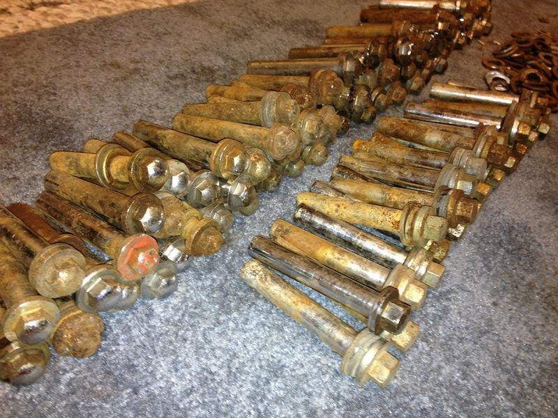 Cylinder head bolt sets for suzuki gt750 jug engine 