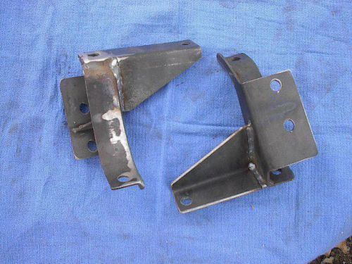 Triumph tr8 engine mount brackets - allow any rover v8 to bolt to tr8 subframe