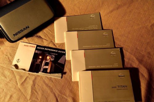 2005 nissan titan owners manuals / books and case