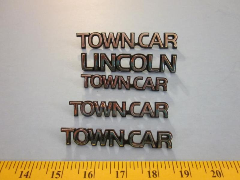 Lincoln town car factory body emblems