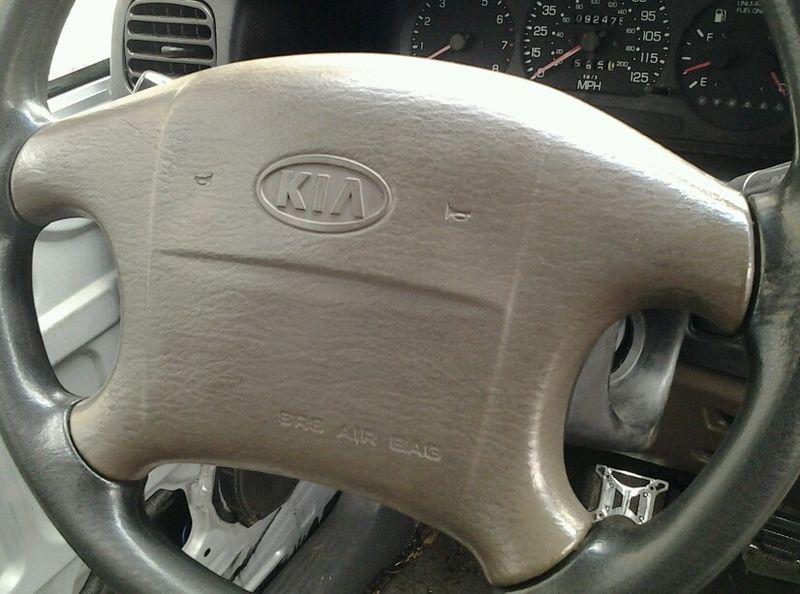 1999 kia sportage airbags driver's passenger's knee control module