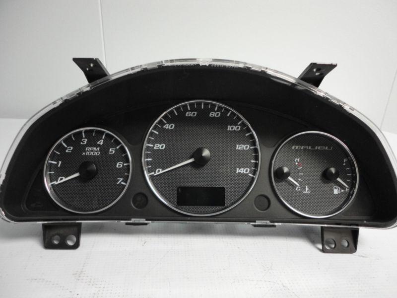2006 chevrolet malibu speedometer cluster oem used