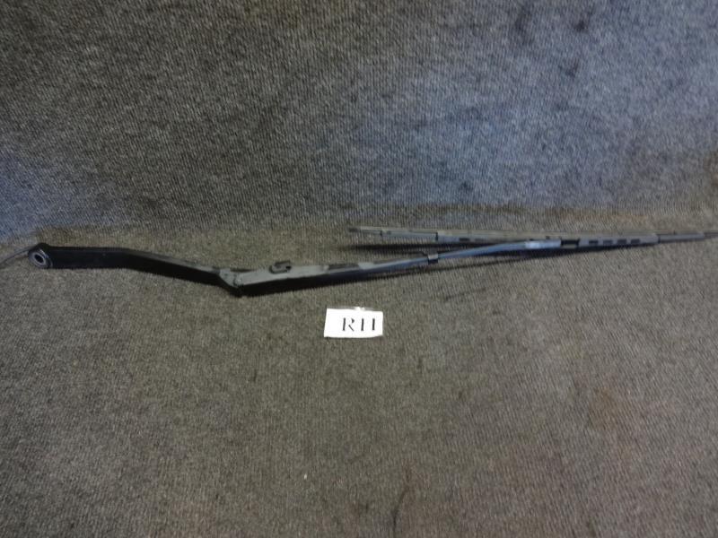 02 buick rendezvous cx rh right hand wiper arm sun fade good used oem 33213