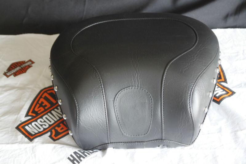 Mustang 14 in wide, studded rear passenger seat p/n 79486