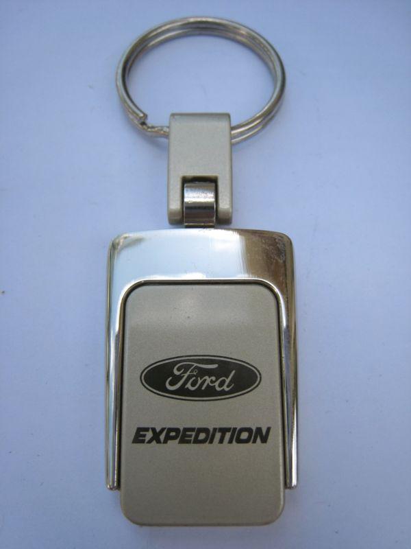 New ford expedition sq metal logo key chain ring fob. handsome, quality keychain