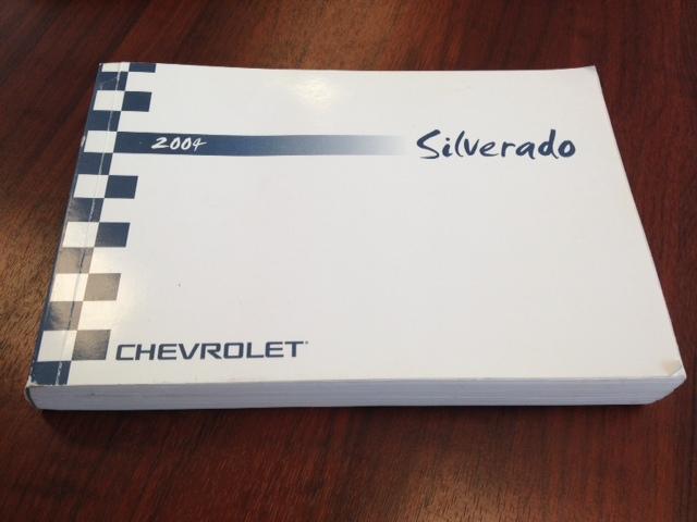 2004 chevrolet silverado oem owners manual (pre-owned)