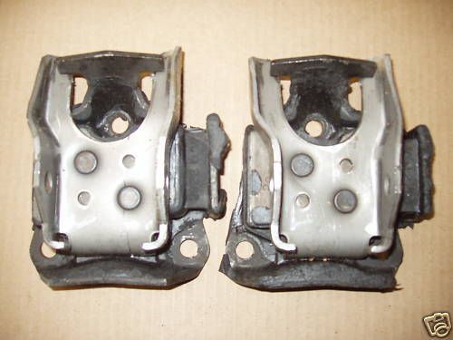 Pair  motor mount mounts made in u.s.a. same as gm part # 3990918  heavy duty