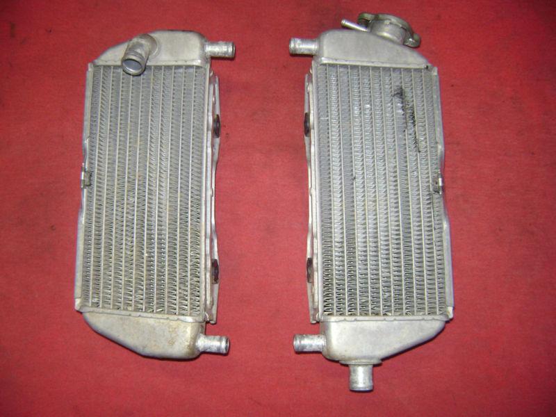 Kawasaki radiators left & right w/ cap kx 125 250 1999 2000 2001 2002 cooling 