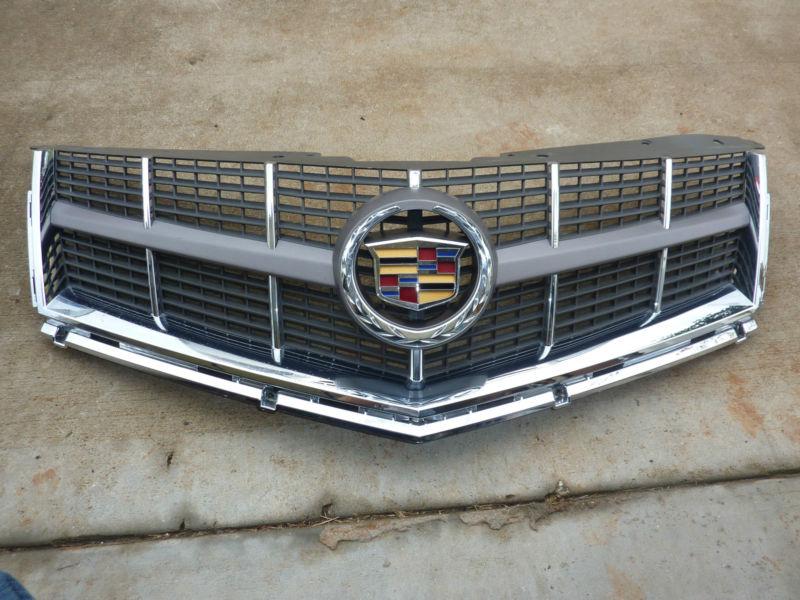 2010 11 12 cadillac srx front radiator grille grill 25778322