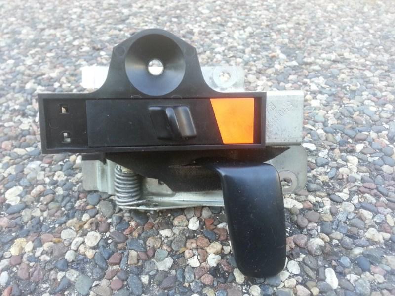 93-98 jeep grand cherokee 4d right rear inside door handle assembly 