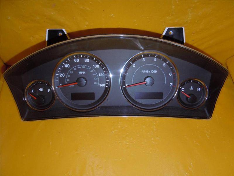 06 commander speedometer instrument cluster dash panel gauges 92,699