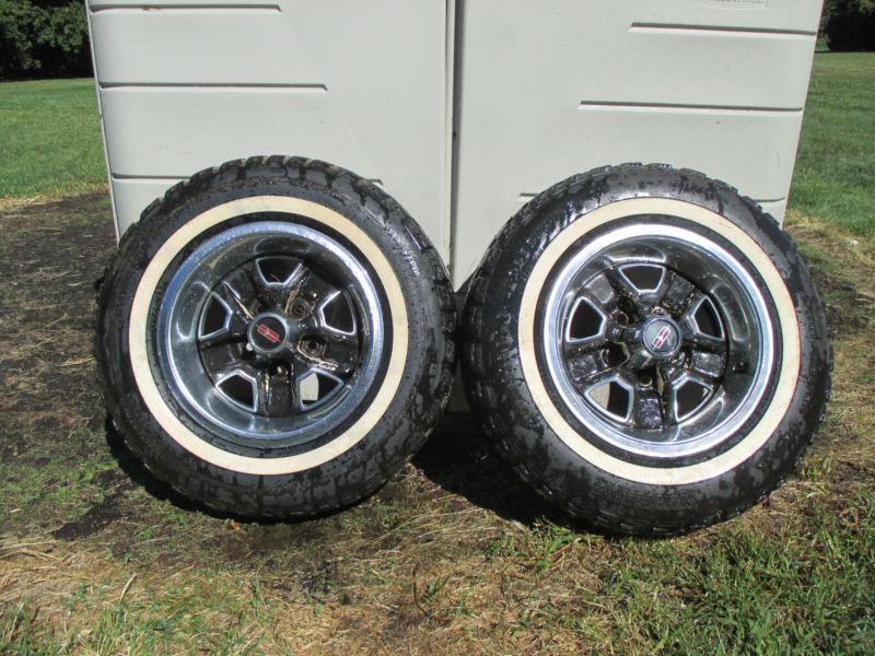 Oldsmobile factory 14" rims and tires p205/75/r14