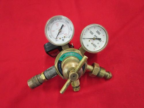 Victor equipment co. medalist regulator with quick disconnect