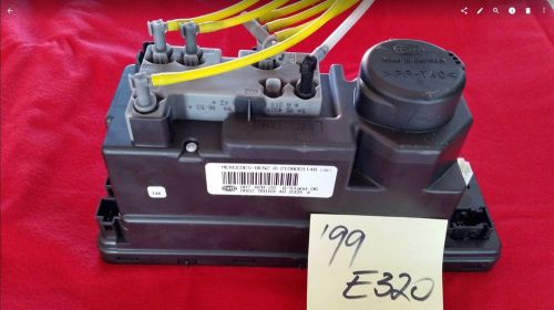 210 800 11 48 w210 e320 central locking vacuum pump