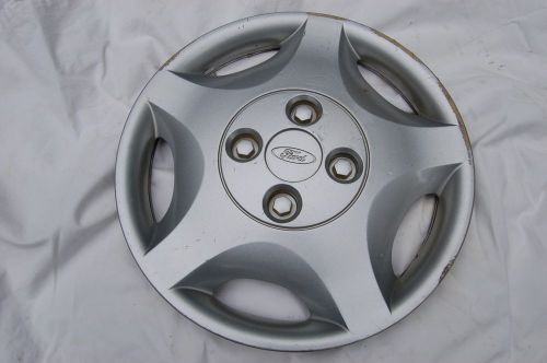 Ford focus 14in hubcap wheel cover 2001-03