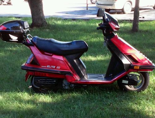 Vintage 1985 honda elite 150 ch150  motorcycle/scooter/moped