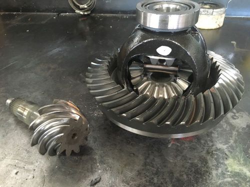Toyota tundra 2007-2016  9.5&#034; front ifs open diff. with 4.30 ratio ring &amp; pinion