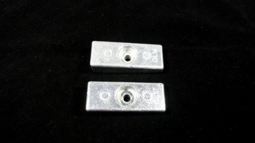 Pair of anodes lower unit mercury and honda outboard 826134q  41109-zw1-003