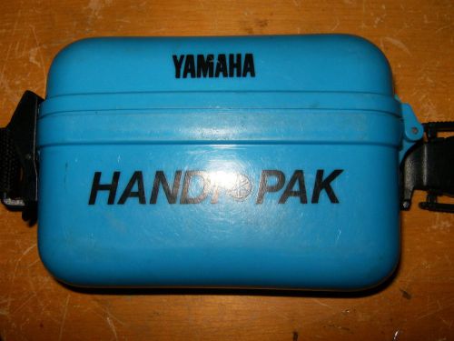 Handi pak yamaha waterproof sport container blue