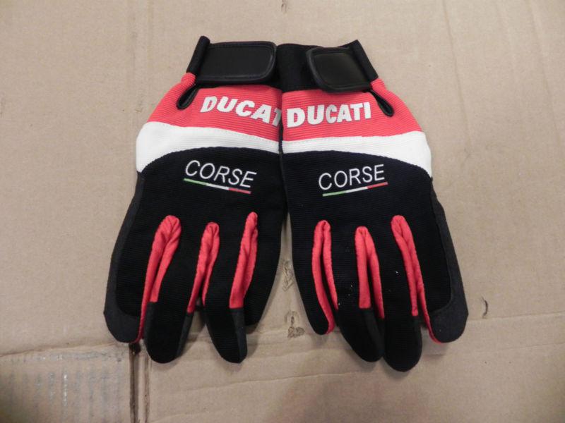 New ducati corse pitline glove size small    981015403