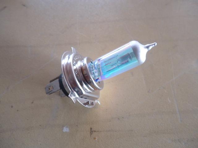 2001 triumph tt 600 head light bulb blue silver