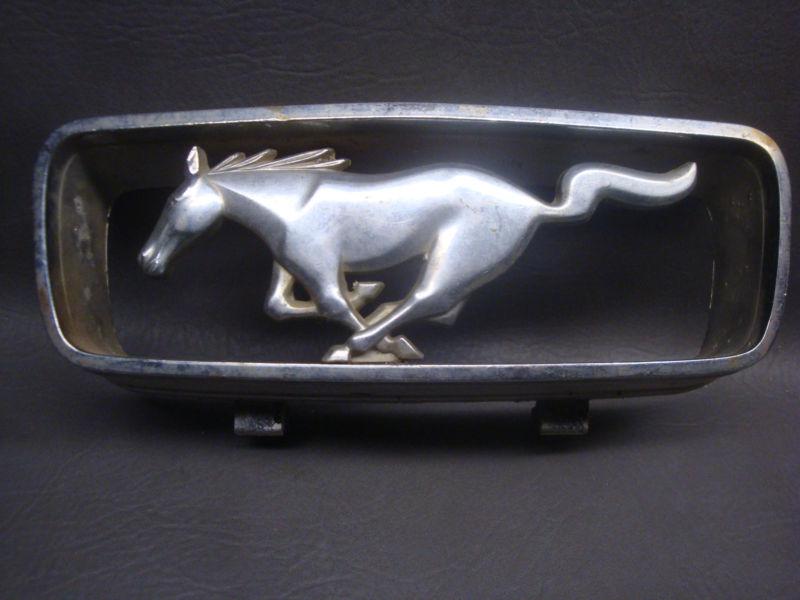 Ford mustang grill emblem with running horse 1966 and extra 1975 fomoco embelem
