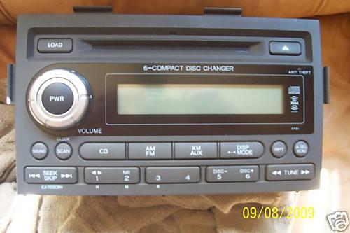 06 - honda - ridgeline - radio 6 disc in dash xm ready