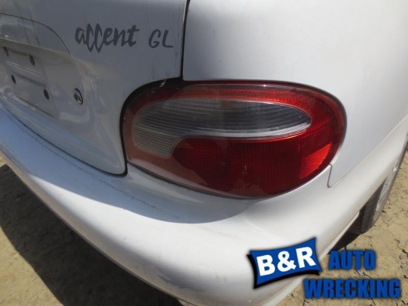 Right taillight for 98 99 hyundai accent ~   sdn 4 dr 4800090