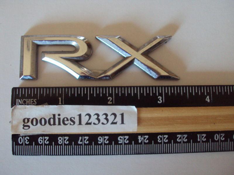 Lexus rx chrome emblem 
