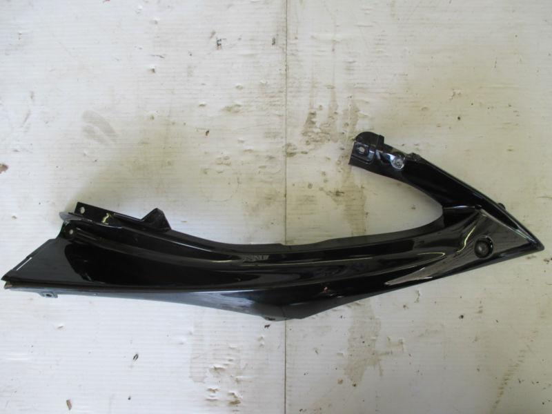 2008-20012 yamaha yzf r6 right hand upper fairing cowl plastic