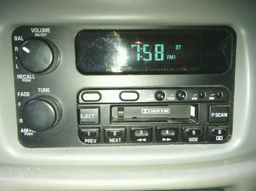  95-02 buick radio cd cassette player century park avenue lesabre