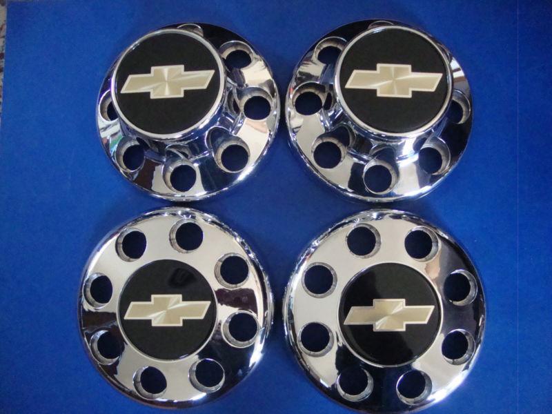 Four chevrolet gm 4x4 truck wheel covers 8 lug chrome beauties for art or dress