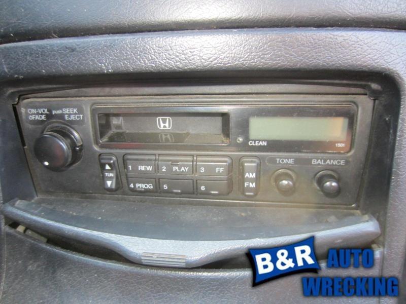 Radio/stereo for 93 del sol ~ am-fm-cass 2000 series
