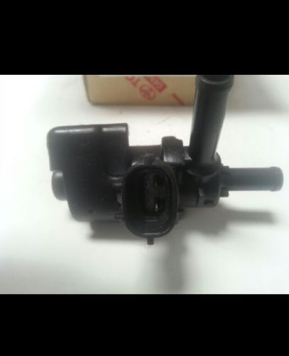 90910-12206 valve