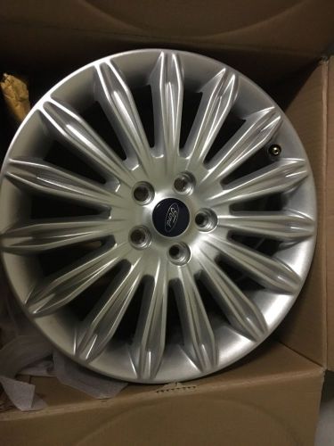 2014 ford fusion oem wheels
