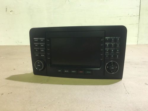 Mercedes w164 x164 gl450 cd player am/fm command radio navigation a1648201779