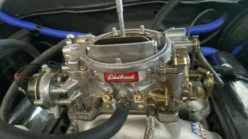 Edelbrock carburetor 1406 600 cfm