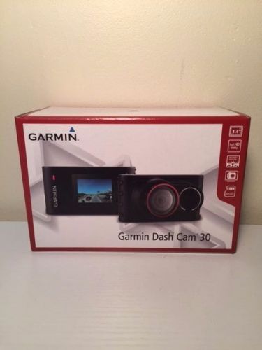 New garmin dash cam 30 full hd 1080p w/4gb sd card