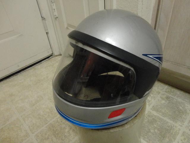 Vintage bmw helmet made in w germany schuberth in great condition not much used 