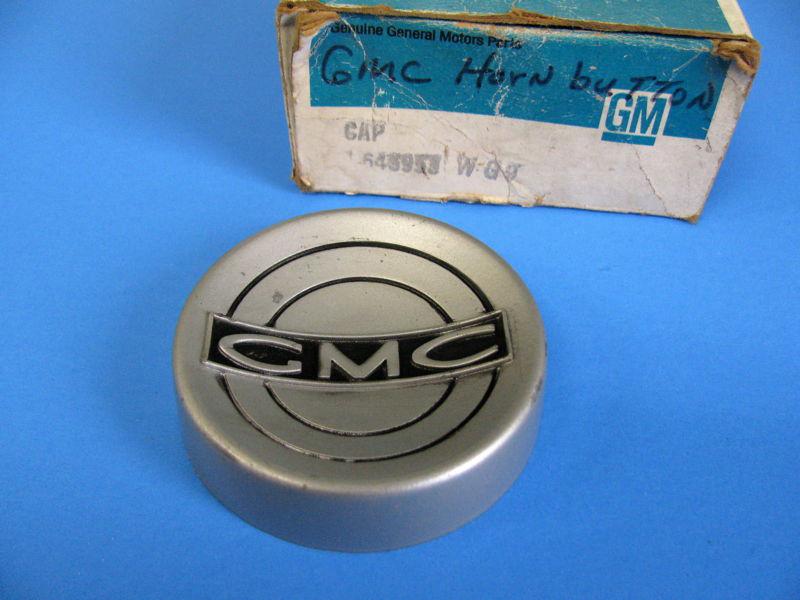 Nos 1960 1961 1962 1963 1964 1965 gmc pickup horn button cap 646953