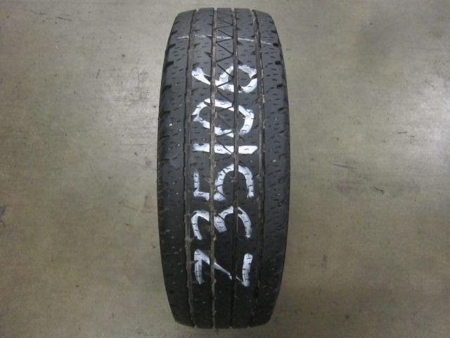 1 goodyear tracker 2 225/70/16 tire (z35106)