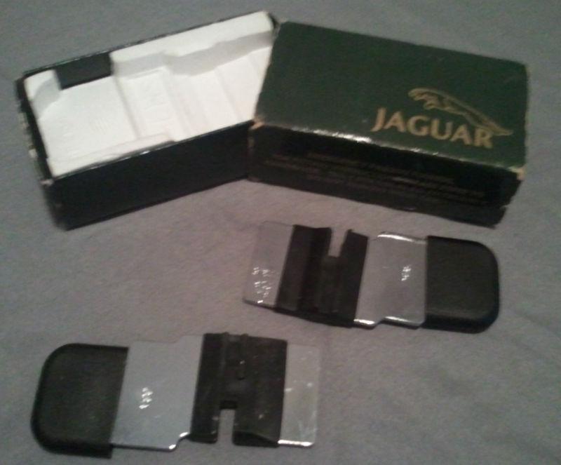 Used - jaguar - set of emergency passive fixings - 4 emergency seatbelt release
