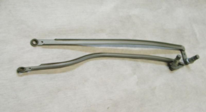55 56 1957 ford thunderbird windshield wiper linkage with pivot